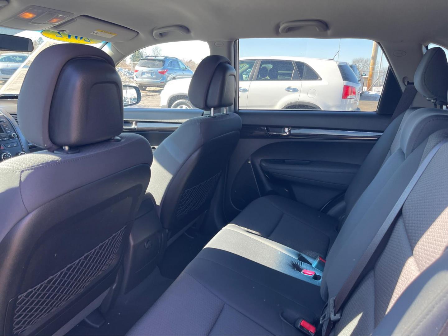 2012 Kia Sorento LX 2WD (5XYKT3A1XCG) with an 2.4L L4 DOHC 16V engine, 6-Speed Automatic transmission, located at 1099 N County Rd 25A , Troy, OH, 45373, (937) 908-9800, 40.057041, -84.215462 - Photo#9