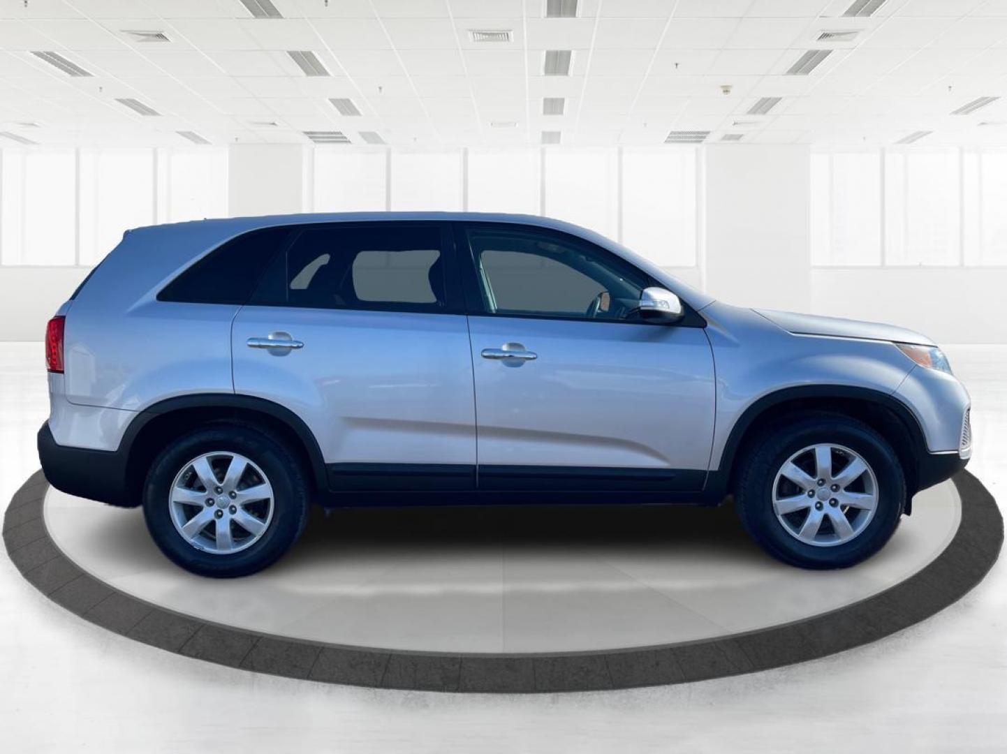 2012 Kia Sorento LX 2WD (5XYKT3A1XCG) with an 2.4L L4 DOHC 16V engine, 6-Speed Automatic transmission, located at 1099 N County Rd 25A , Troy, OH, 45373, (937) 908-9800, 40.057041, -84.215462 - Photo#1