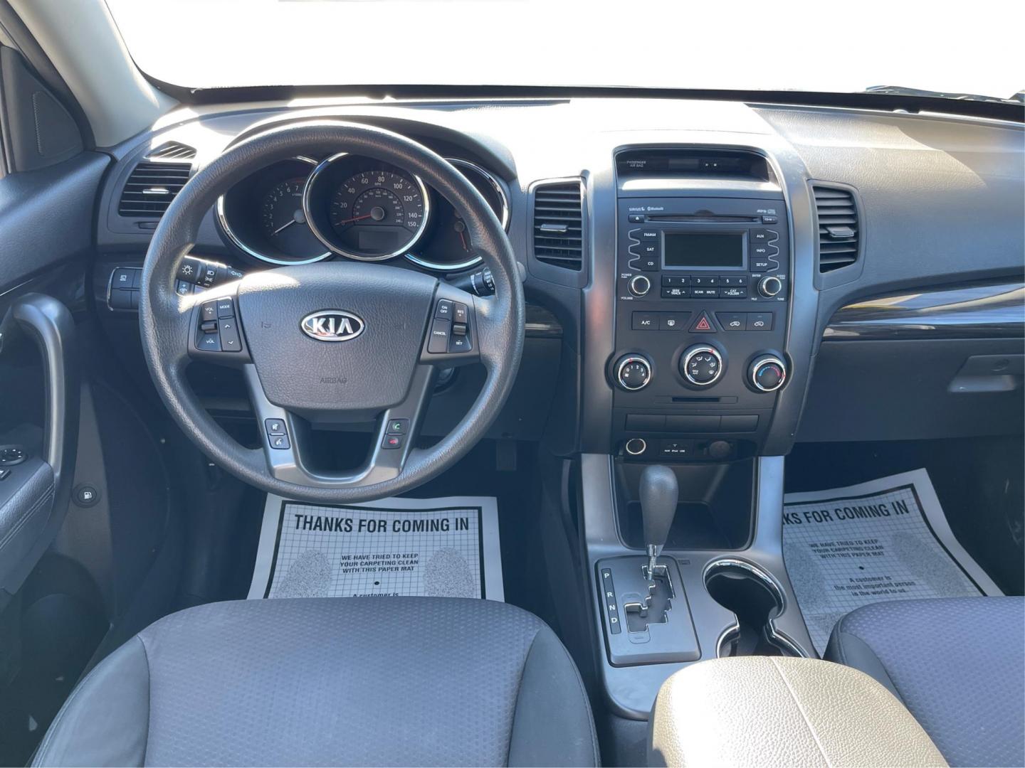 2012 Kia Sorento LX 2WD (5XYKT3A1XCG) with an 2.4L L4 DOHC 16V engine, 6-Speed Automatic transmission, located at 1099 N County Rd 25A , Troy, OH, 45373, (937) 908-9800, 40.057041, -84.215462 - Photo#20