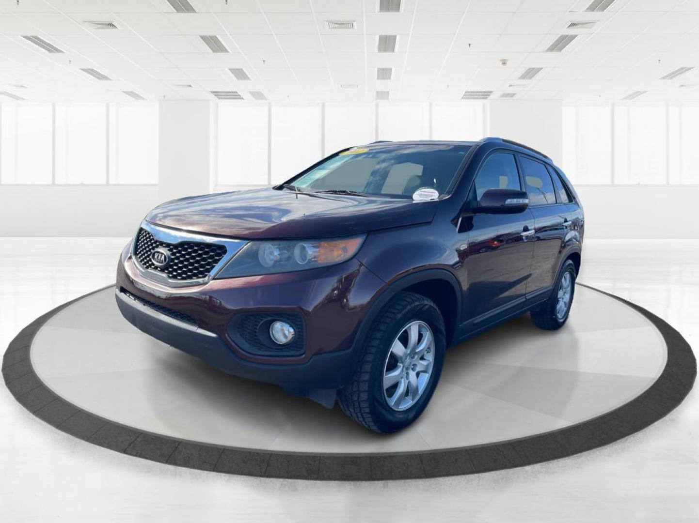 2012 Kia Sorento LX 2WD (5XYKT3A63CG) with an 2.4L L4 DOHC 16V engine, 6-Speed Automatic transmission, located at 880 E. National Road, OH, 45377, (937) 908-9800, 39.891918, -84.183975 - Photo#7