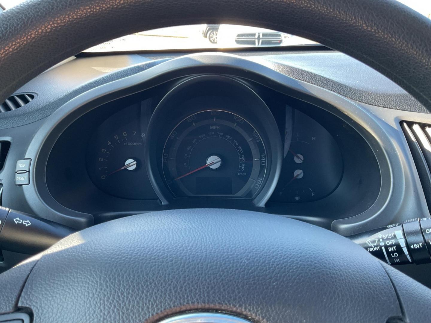 2012 Kia Sportage LX (KNDPB3A21C7) with an 2.4L I-4 DOHC engine, located at 401 Woodman Dr, Riverside, OH, 45431, (937) 908-9800, 39.761024, -84.120956 - Photo#14