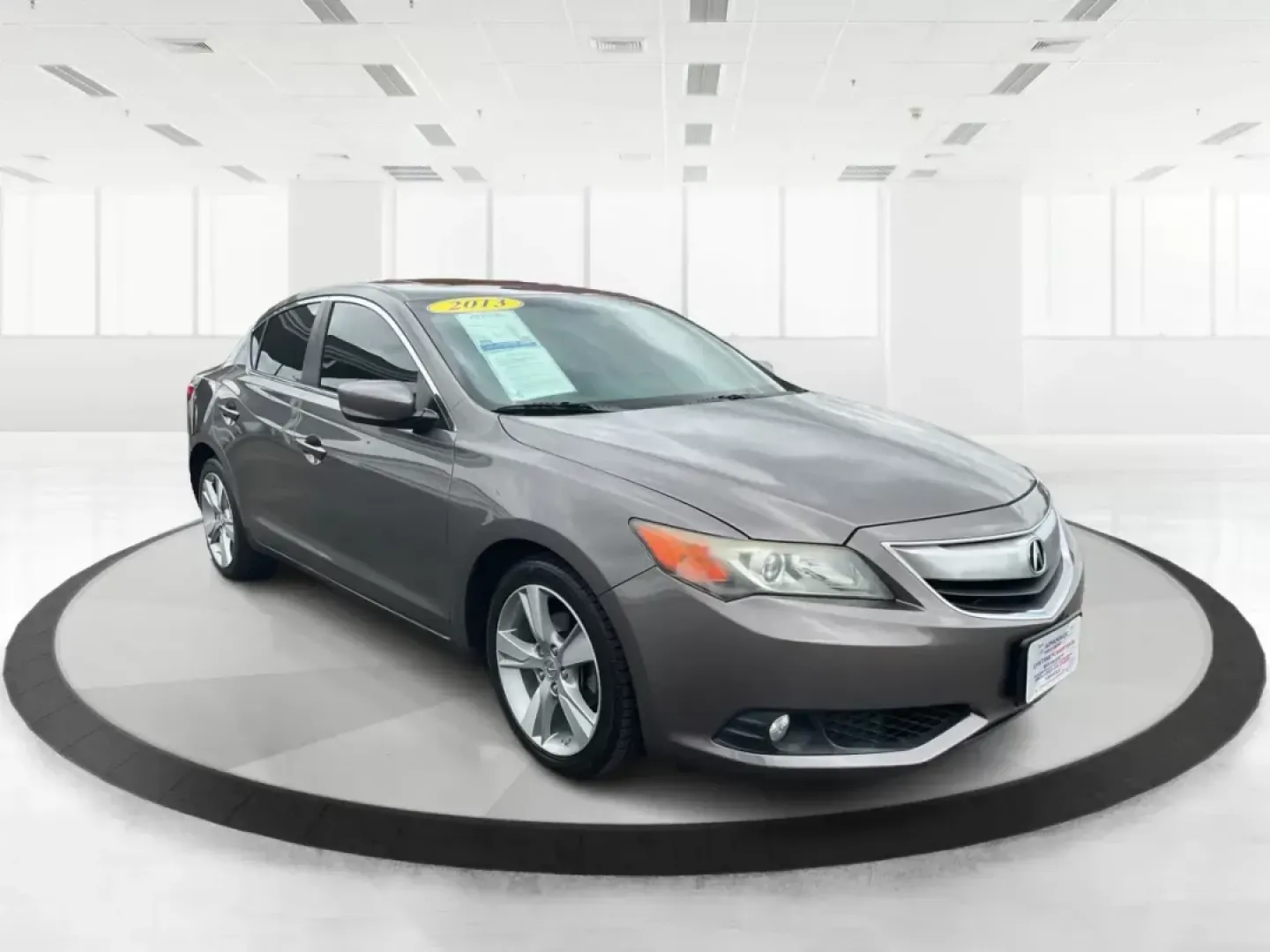 2013 Acura ILX 2.0L (19VDE1F7XDE) with an 2L I-4 i-VTEC variable valve control engine, located at 880 E. National Road, OH, 45377, (937) 908-9800, 39.891918, -84.183975 - Photo#6