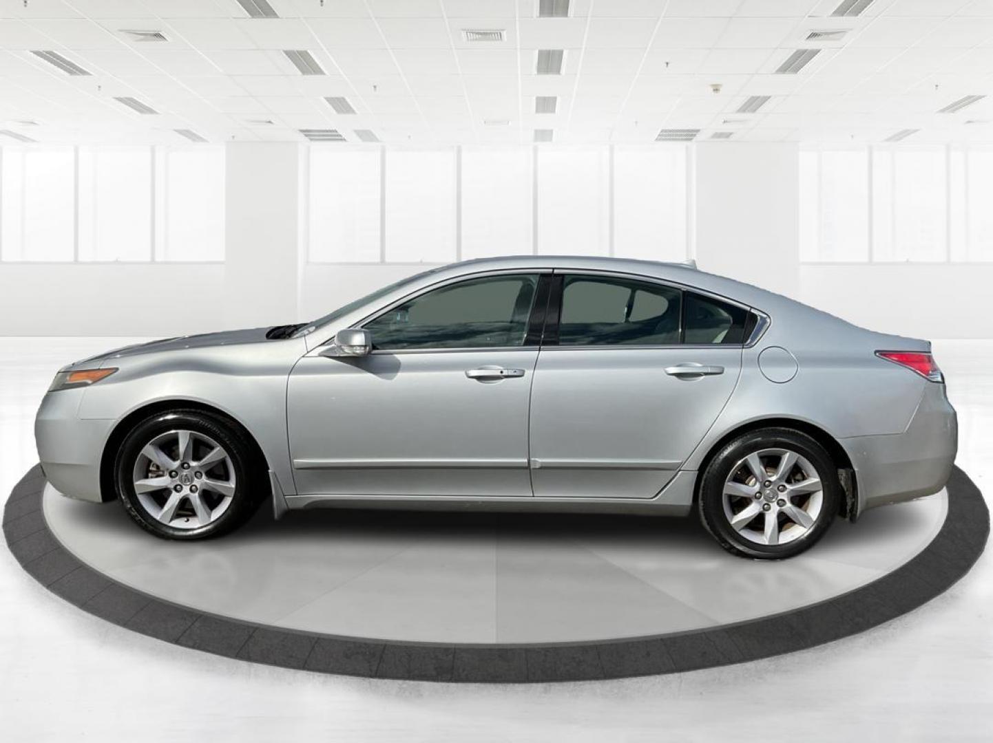 2013 Acura TL 3.5 (19UUA8F57DA) with an 3.5L V-6 variable valve control engine, located at 401 Woodman Dr, Riverside, OH, 45431, (937) 908-9800, 39.761024, -84.120956 - Photo#5