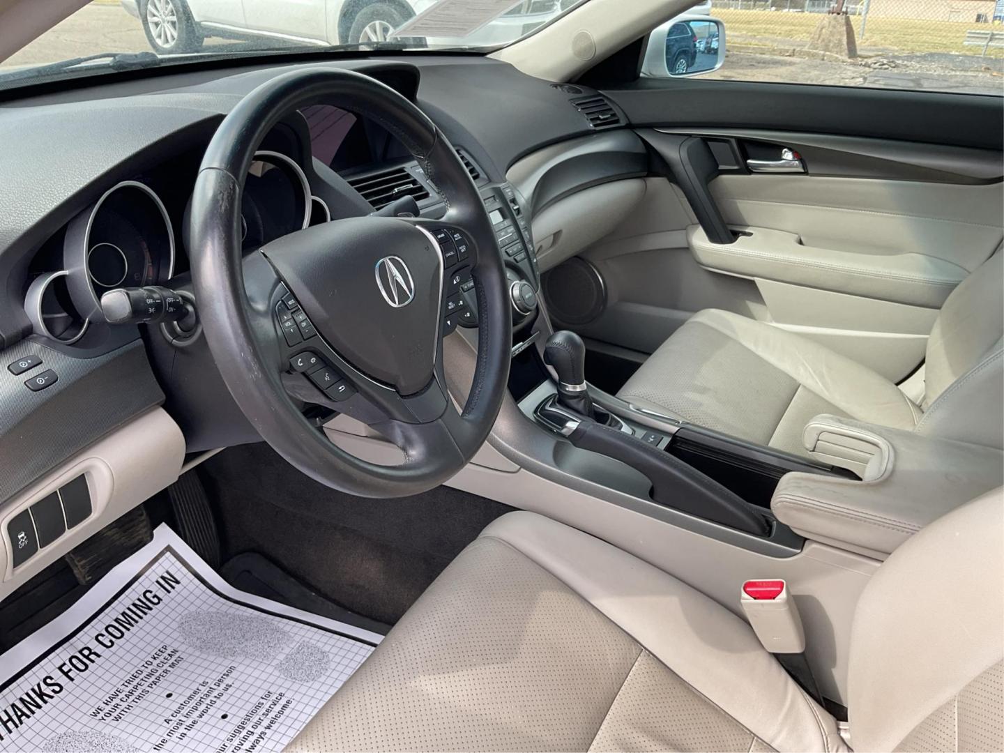 2013 Acura TL 3.5 (19UUA8F57DA) with an 3.5L V-6 variable valve control engine, located at 401 Woodman Dr, Riverside, OH, 45431, (937) 908-9800, 39.761024, -84.120956 - Photo#8