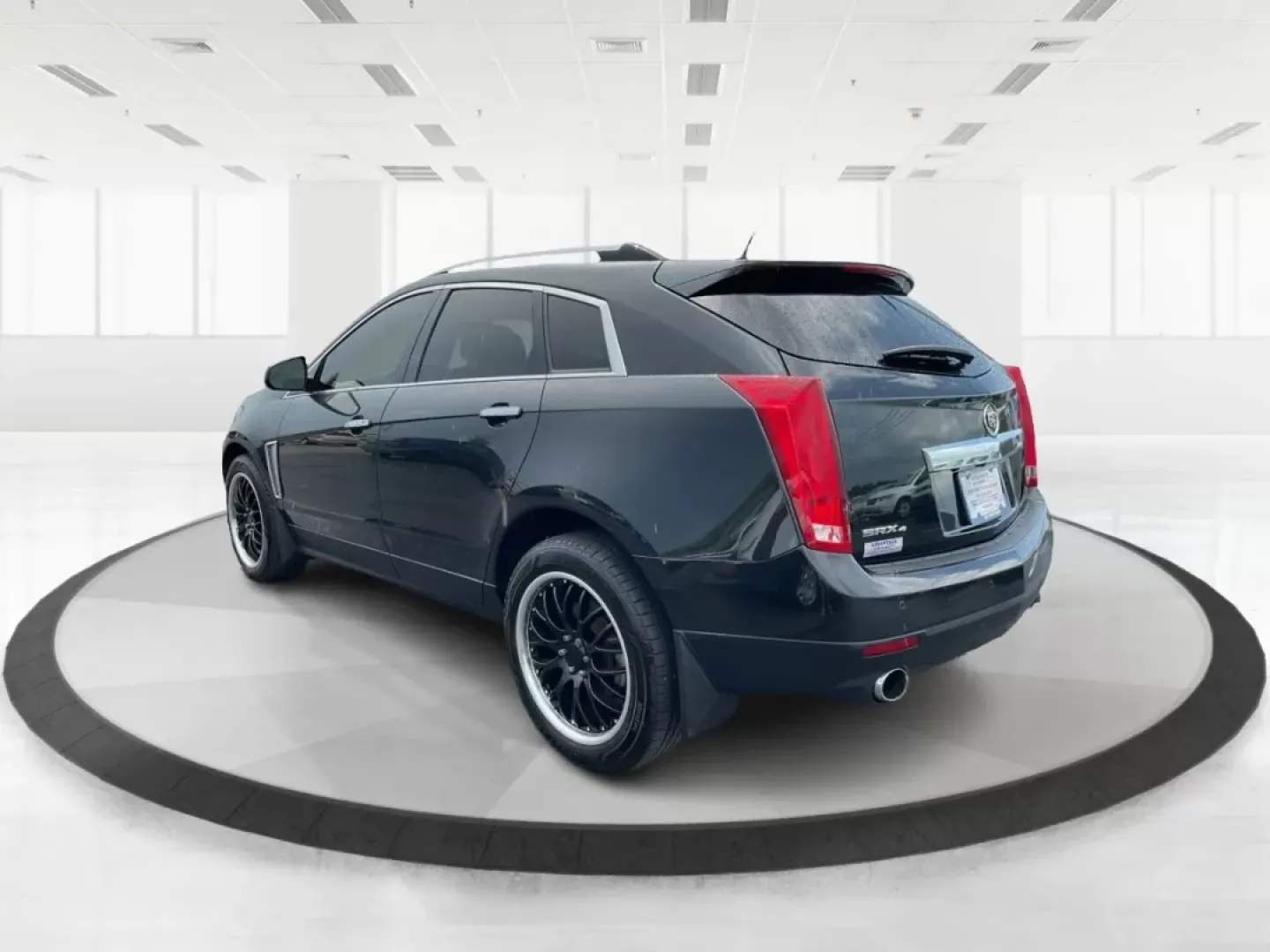 2013 Cadillac SRX Premium Collection (3GYFNJE34DS) with an 3.6L V-6 gasoline direct injection engine, located at 401 Woodman Dr, Riverside, OH, 45431, (937) 908-9800, 39.761024, -84.120956 - ### Discover Luxury and Versatility with the 2013 Cadillac SRX at Advantage Car and Credit - Riverside<br /> <br /> Looking for a vehicle that perfectly balances luxury, functionality, and affordability? The 2013 Cadillac SRX, available now at Advantage Car and Credit in Riverside, OH, is the ideal - Photo#4