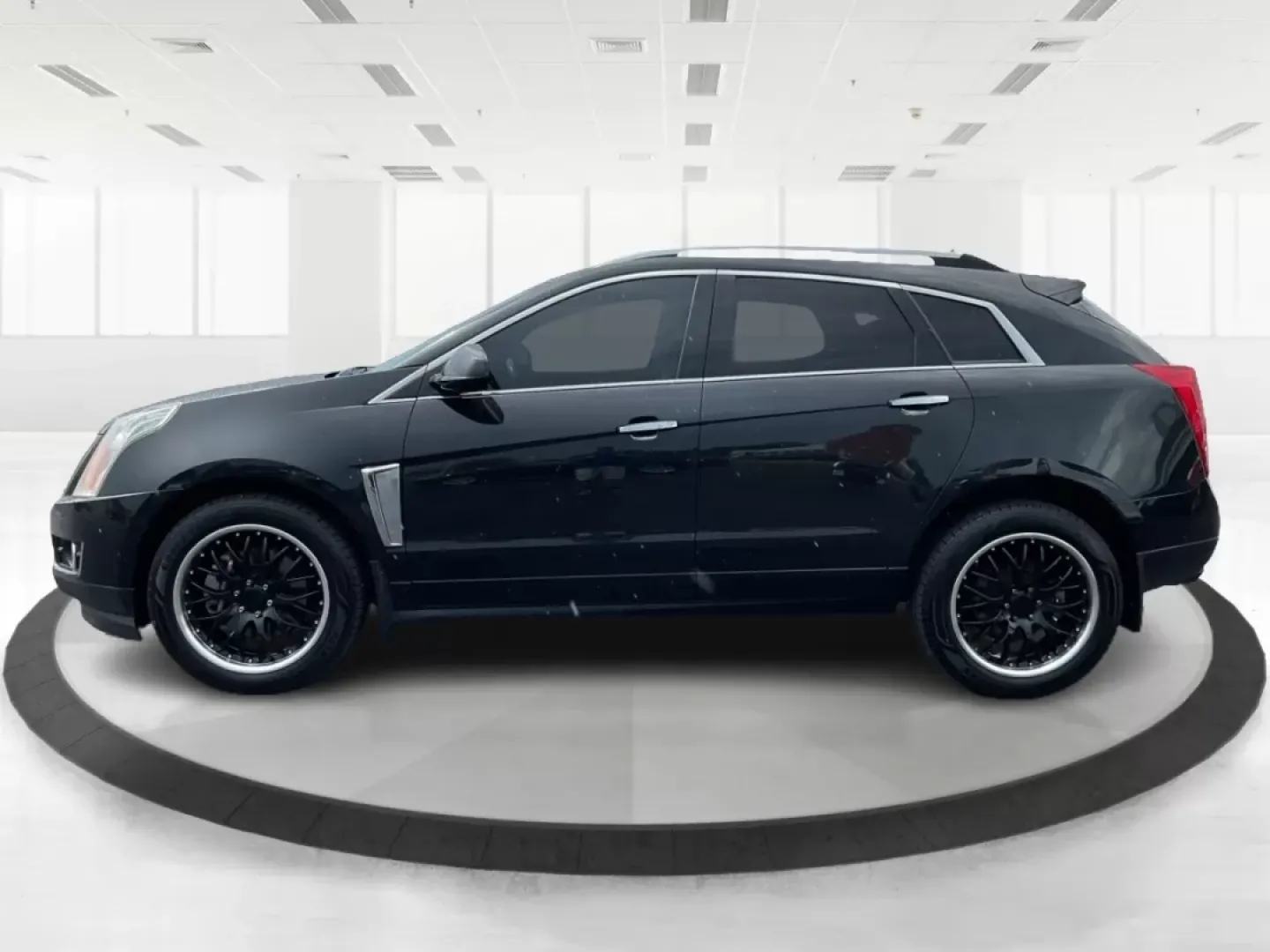 2013 Cadillac SRX Premium Collection (3GYFNJE34DS) with an 3.6L V-6 gasoline direct injection engine, located at 401 Woodman Dr, Riverside, OH, 45431, (937) 908-9800, 39.761024, -84.120956 - ### Discover Luxury and Versatility with the 2013 Cadillac SRX at Advantage Car and Credit - Riverside<br /> <br /> Looking for a vehicle that perfectly balances luxury, functionality, and affordability? The 2013 Cadillac SRX, available now at Advantage Car and Credit in Riverside, OH, is the ideal - Photo#5