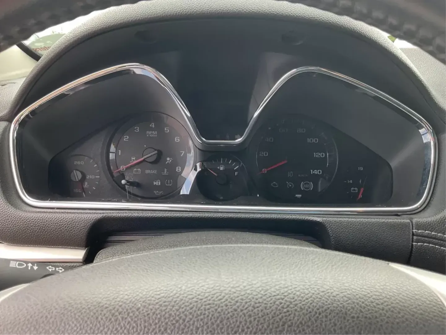 2013 Chevrolet Traverse 1LT (1GNKRGKD0DJ) with an 3.6L V-6 gasoline direct injection engine, located at 1230 East Main St, Xenia, OH, 45385, (937) 908-9800, 39.688042, -83.910538 - Photo#13
