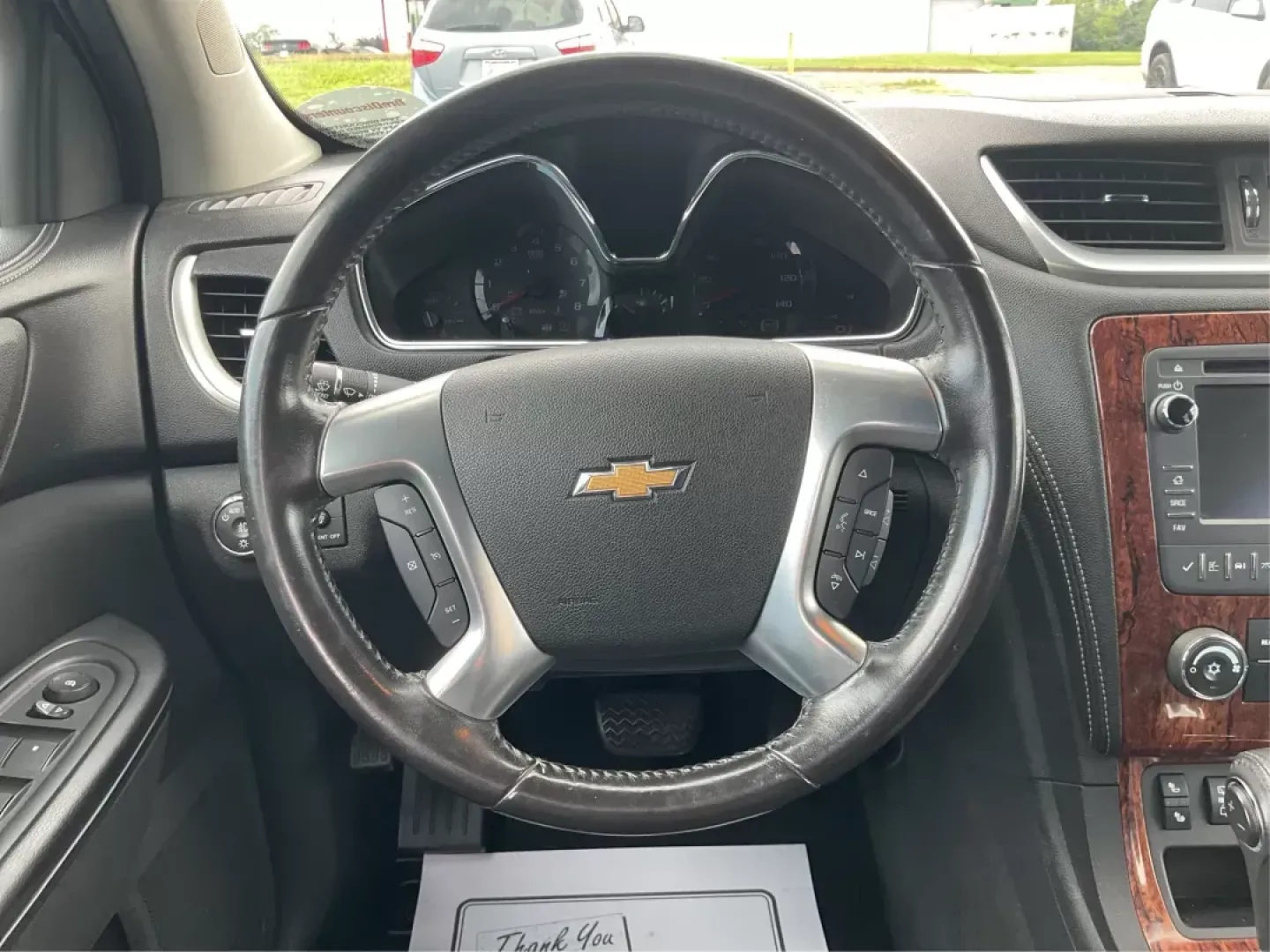2013 Chevrolet Traverse 1LT (1GNKRGKD0DJ) with an 3.6L V-6 gasoline direct injection engine, located at 1230 East Main St, Xenia, OH, 45385, (937) 908-9800, 39.688042, -83.910538 - Photo#14