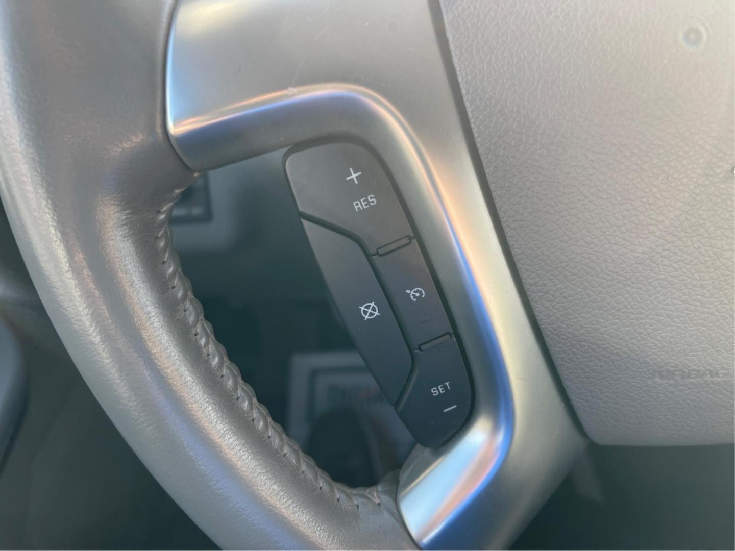2013 Chevrolet Traverse LTZ (1GNKVLKD2DJ) with an Other engine, located at 4508 South Dixie Dr, Moraine, OH, 45439, (937) 908-9800, 39.807072, -84.031563 - Photo#15