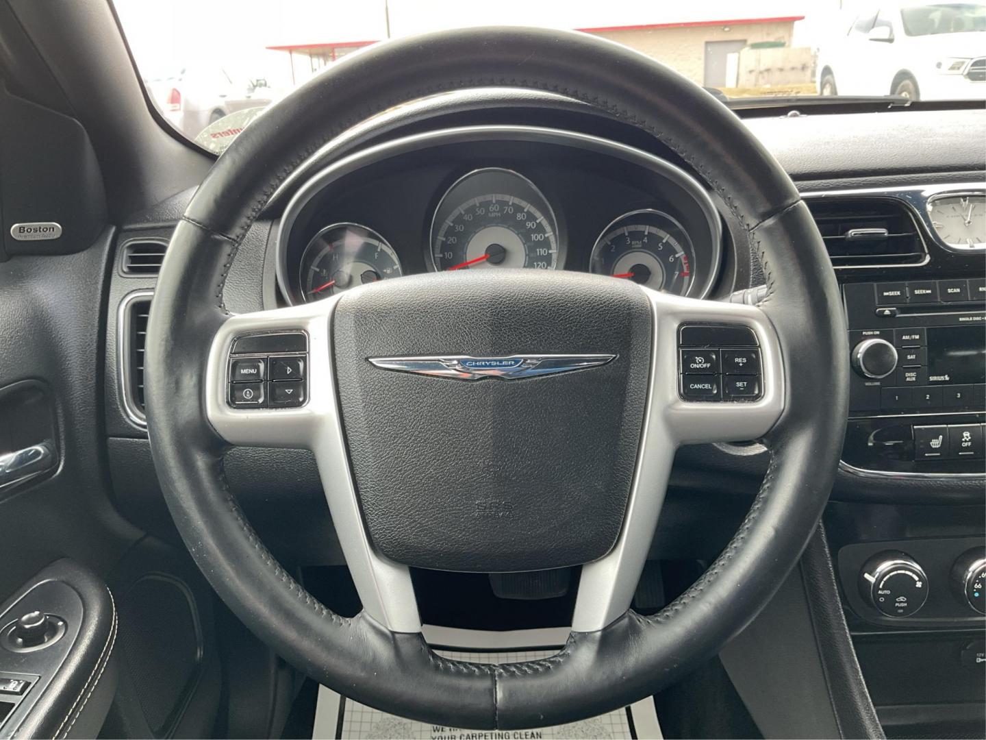 2013 Chrysler 200 Limited (1C3CCBCG9DN) with an Other engine, located at 4508 South Dixie Dr, Moraine, OH, 45439, (937) 908-9800, 39.807072, -84.031563 - Photo#15