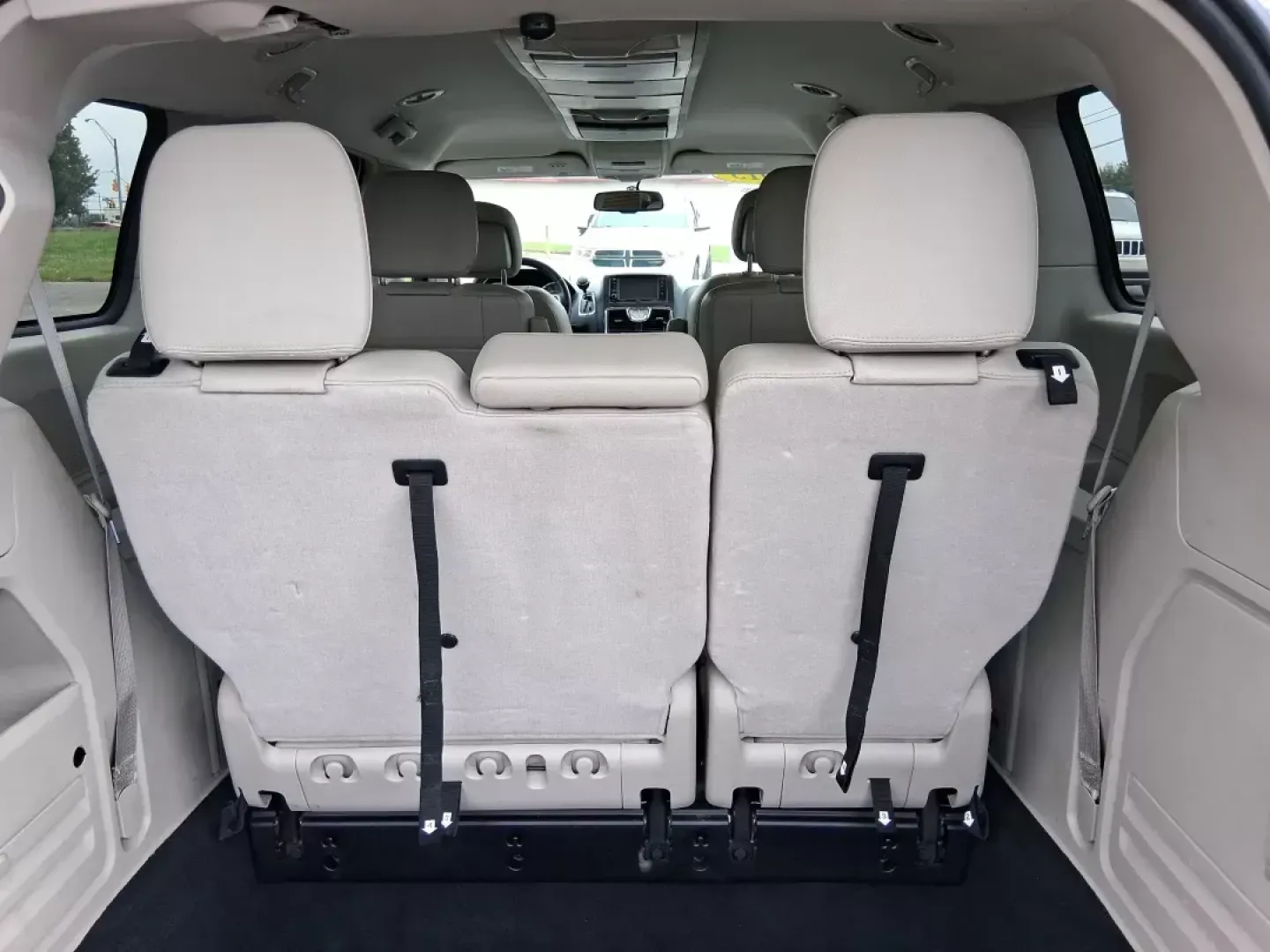 2013 Chrysler Town and Country Touring (2C4RC1BG5DR) with an Pentastar 3.6L V-6 DOHC engine, located at 401 Woodman Dr, Riverside, OH, 45431, (937) 908-9800, 39.761024, -84.120956 - Photo#11