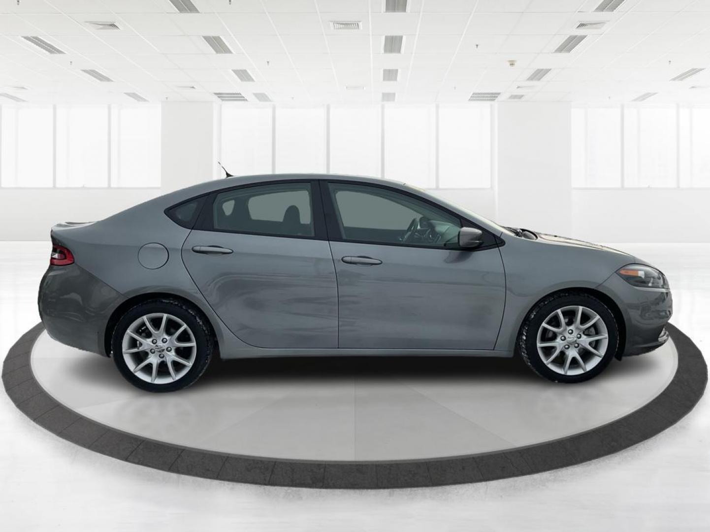 2013 Dodge Dart SXT (1C3CDFBA1DD) with an 2L I-4 DOHC engine, located at 1230 East Main St, Xenia, OH, 45385, (937) 908-9800, 39.688042, -83.910538 - Photo#1
