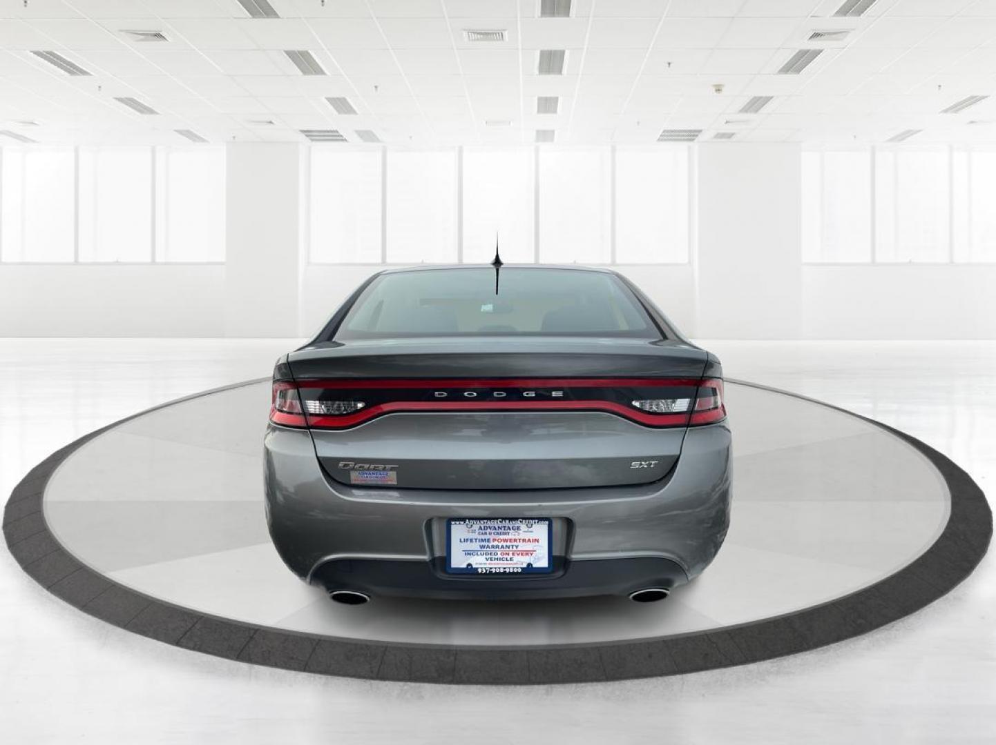 2013 Dodge Dart SXT (1C3CDFBA1DD) with an 2L I-4 DOHC engine, located at 1230 East Main St, Xenia, OH, 45385, (937) 908-9800, 39.688042, -83.910538 - Photo#3