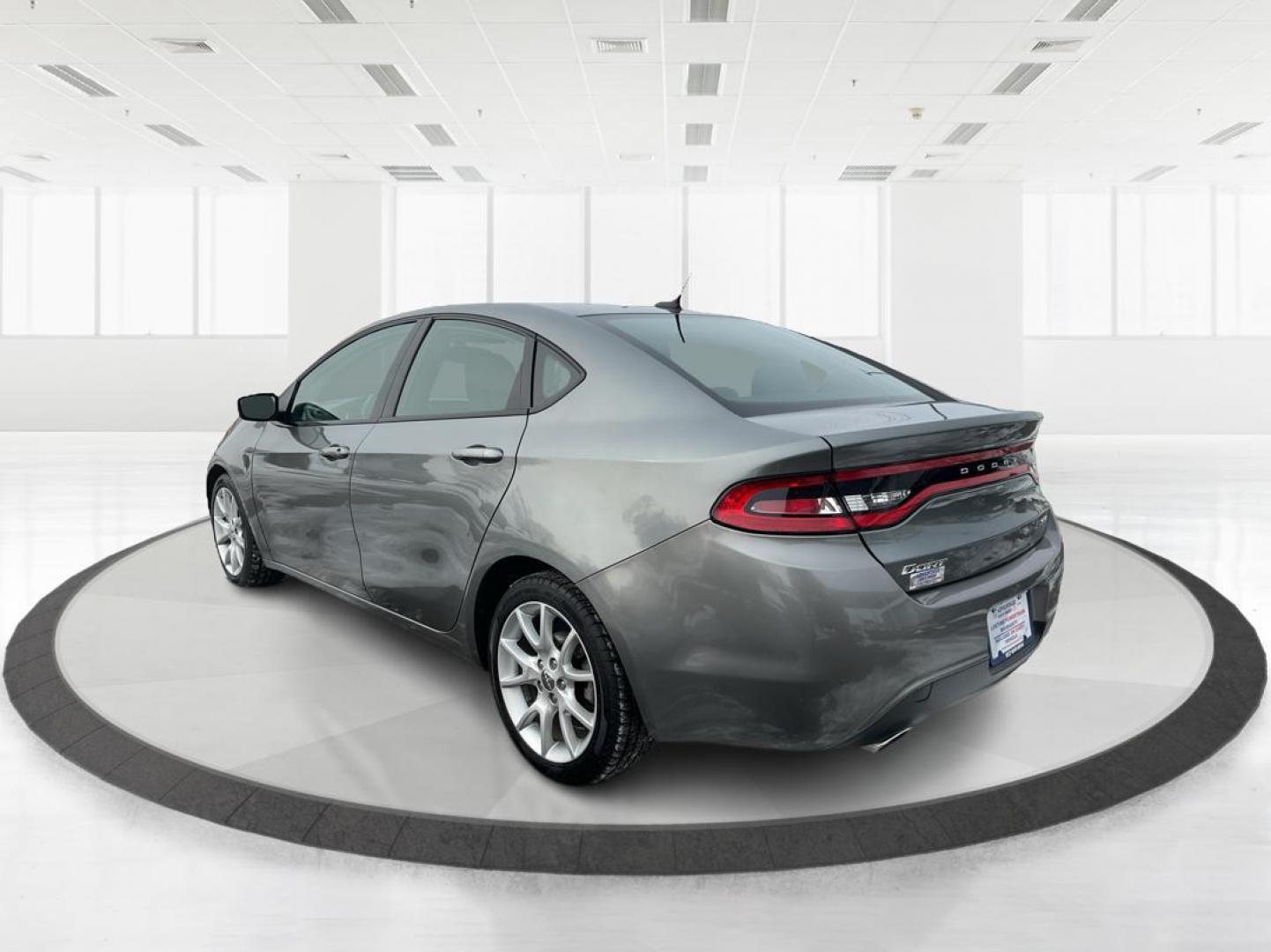 2013 Dodge Dart SXT (1C3CDFBA1DD) with an 2L I-4 DOHC engine, located at 1230 East Main St, Xenia, OH, 45385, (937) 908-9800, 39.688042, -83.910538 - Photo#4