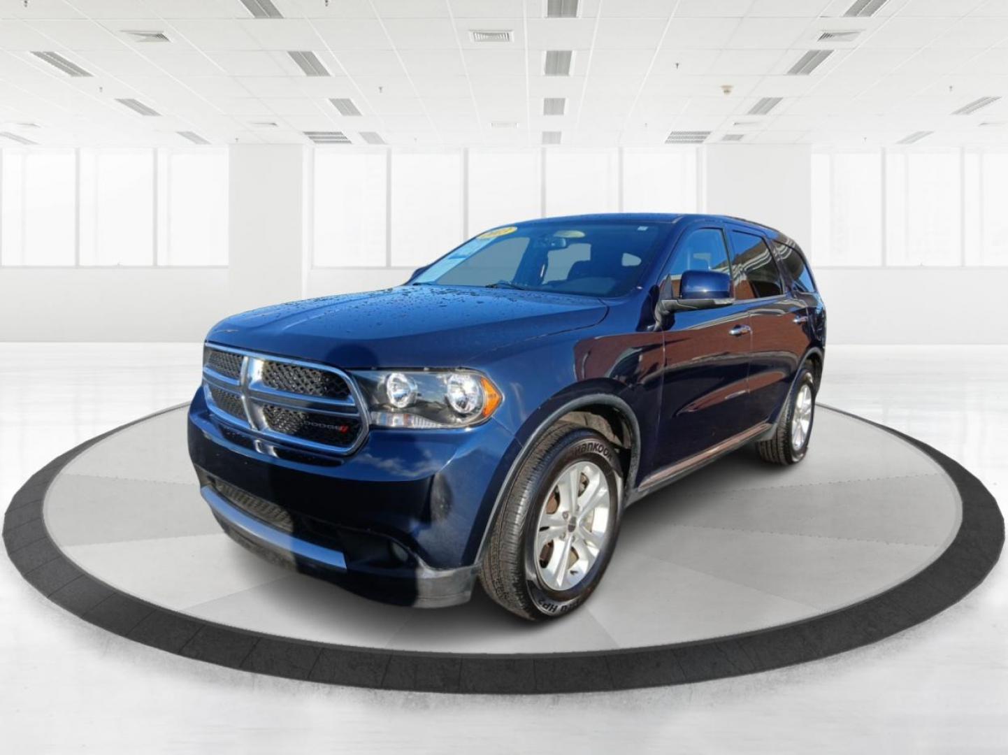 2013 Dodge Durango Crew AWD (1C4RDJDG8DC) with an 3.6L V6 DOHC 24V engine, 5-Speed Automatic transmission, located at 1230 East Main St, Xenia, OH, 45385, (937) 908-9800, 39.688042, -83.910538 - Photo#7