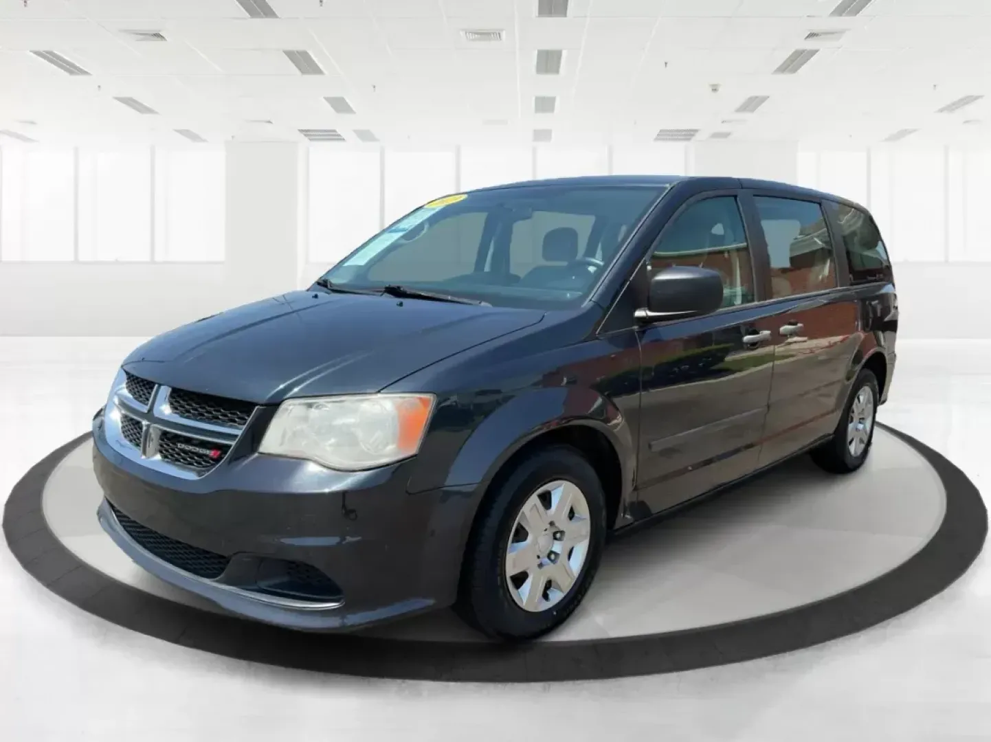 2013 Dodge Grand Caravan SE (2C4RDGBG2DR) with an 3.6L V6 DOHC 24V engine, 6-Speed Automatic transmission, located at 401 Woodman Dr, Riverside, OH, 45431, (937) 908-9800, 39.761024, -84.120956 - Photo#7