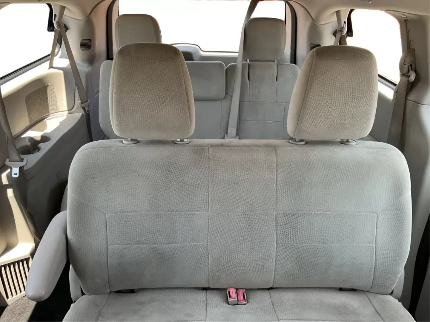 2013 Dodge Grand Caravan SE (2C4RDGBG2DR) with an 3.6L V6 DOHC 24V engine, 6-Speed Automatic transmission, located at 401 Woodman Dr, Riverside, OH, 45431, (937) 908-9800, 39.761024, -84.120956 - Photo#13