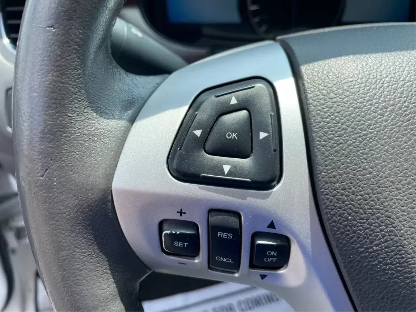 2013 Ford Edge Limited (2FMDK4KCXDB) with an 3.5L V-6 DOHC engine, located at 1184 Kauffman Ave, Fairborn, OH, 45324, (937) 908-9800, 39.807072, -84.031563 - Photo#15