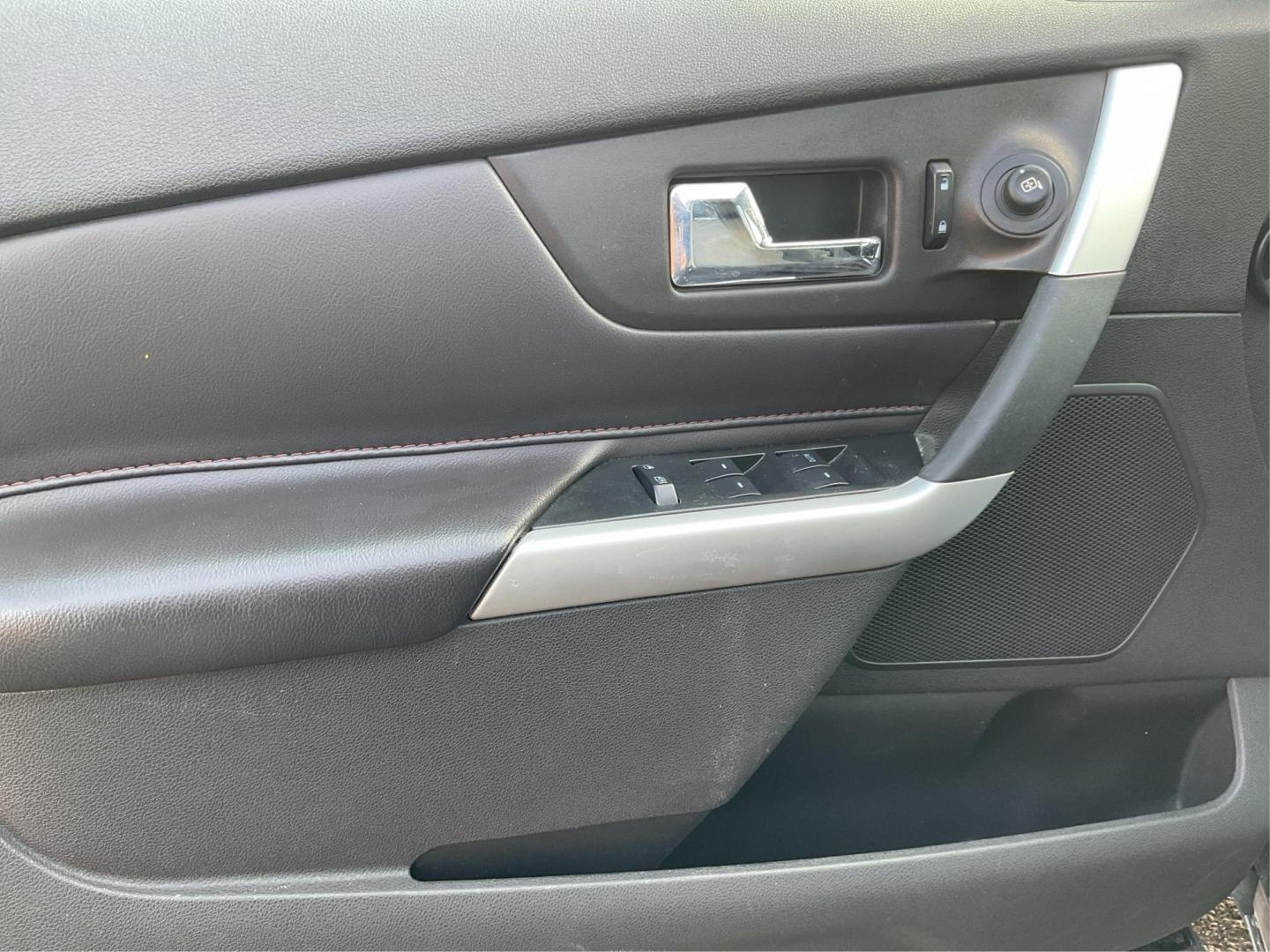 2013 Ford Edge SEL (2FMDK4JC1DB) with an 3.5L V-6 DOHC engine, located at 4508 South Dixie Dr, Moraine, OH, 45439, (937) 908-9800, 39.807072, -84.031563 - Photo#18