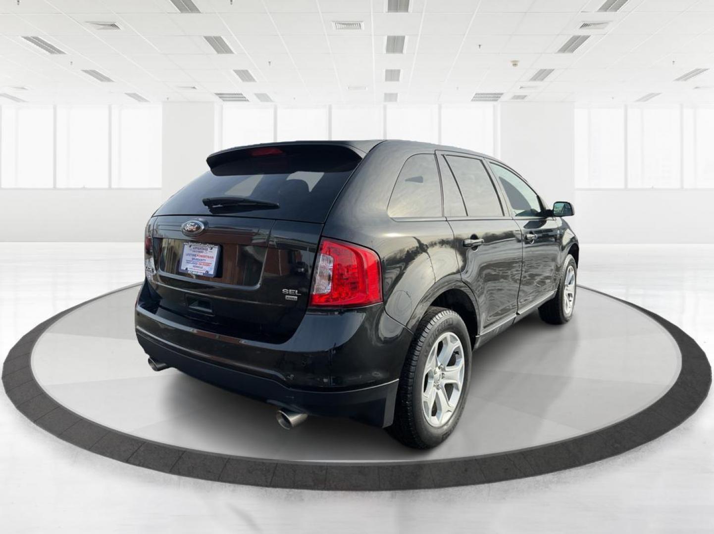 2013 Ford Edge SEL (2FMDK4JC1DB) with an 3.5L V-6 DOHC engine, located at 4508 South Dixie Dr, Moraine, OH, 45439, (937) 908-9800, 39.807072, -84.031563 - Photo#2