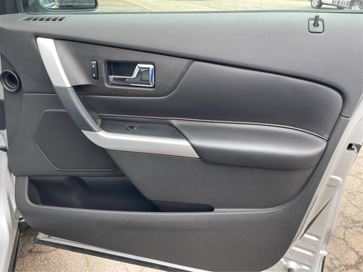2013 Ford Edge SEL (2FMDK4JC1DB) with an 3.5L V-6 DOHC engine, located at 1184 Kauffman Ave, Fairborn, OH, 45324, (937) 908-9800, 39.807072, -84.031563 - Photo#18