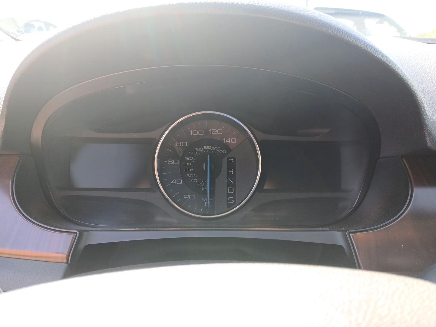 2013 Ford Edge Limited AWD (2FMDK4KC4DB) with an 3.5L V6 DOHC 24V engine, 6-Speed Automatic transmission, located at 880 E. National Road, OH, 45377, (937) 908-9800, 39.891918, -84.183975 - Photo#14