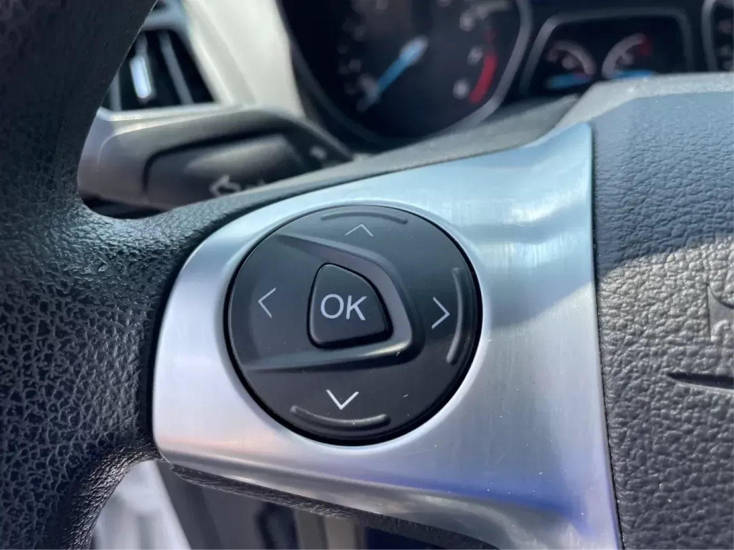 2013 Ford Escape SE (1FMCU0G91DU) with an Other engine, located at 4508 South Dixie Dr, Moraine, OH, 45439, (937) 908-9800, 39.807072, -84.031563 - Photo#15
