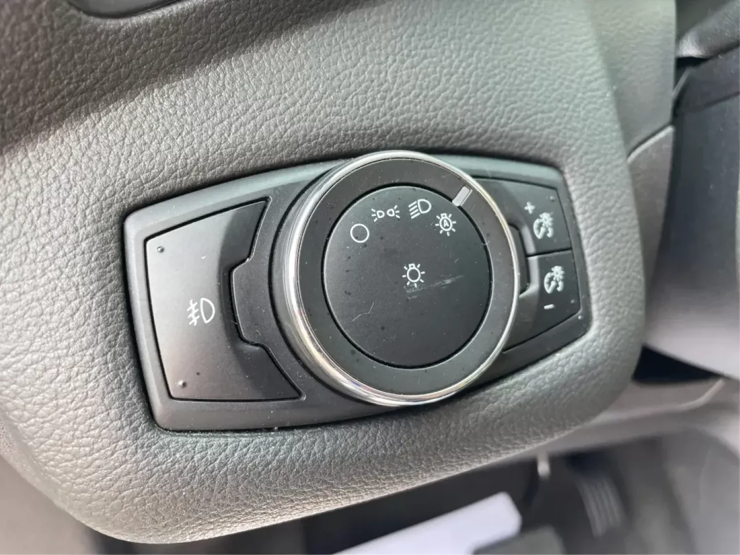 2013 Ford Escape SE (1FMCU0G91DU) with an Other engine, located at 4508 South Dixie Dr, Moraine, OH, 45439, (937) 908-9800, 39.807072, -84.031563 - Photo#16