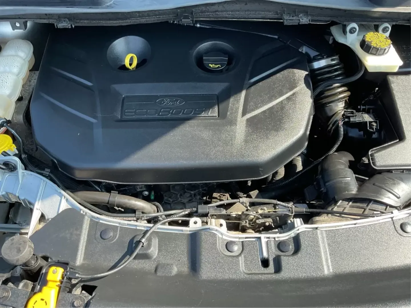 2013 Ford Escape SEL (1FMCU9H90DU) with an Other engine, located at 4508 South Dixie Dr, Moraine, OH, 45439, (937) 908-9800, 39.807072, -84.031563 - Photo#11