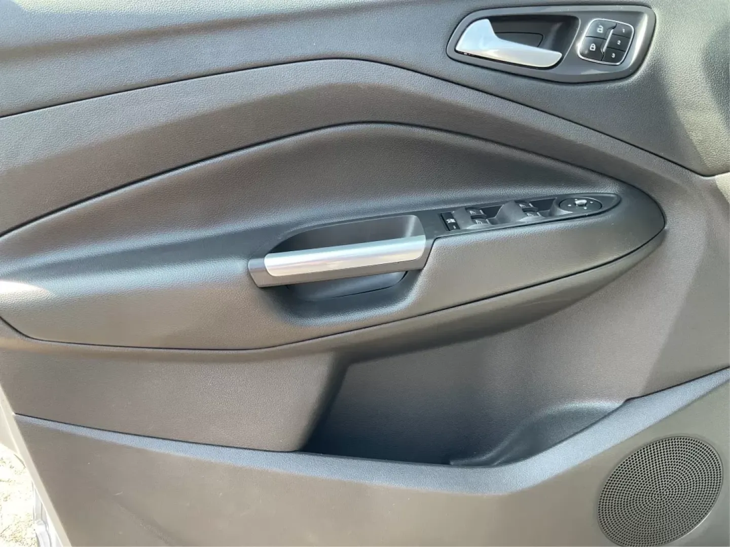 2013 Ford Escape SEL (1FMCU9H90DU) with an Other engine, located at 4508 South Dixie Dr, Moraine, OH, 45439, (937) 908-9800, 39.807072, -84.031563 - Photo#19