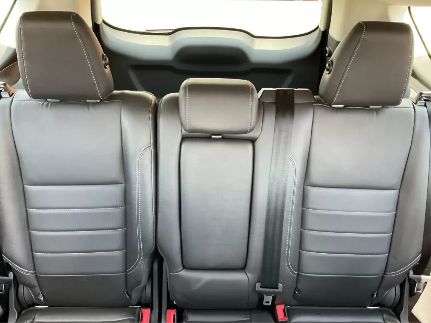 2013 Ford Escape SEL (1FMCU9H95DU) with an Other engine, located at 880 E. National Road, OH, 45377, (937) 908-9800, 39.891918, -84.183975 - ### Discover Your Next Adventure with the 2013 Ford Escape SEL at Advantage Car and Credit - Xenia!<br /> <br /> Are you ready to elevate your family outings or weekend adventures? The 2013 Ford Escape SEL, available now at Advantage Car and Credit in Xenia, OH, is the perfect vehicle for those who - Photo#14