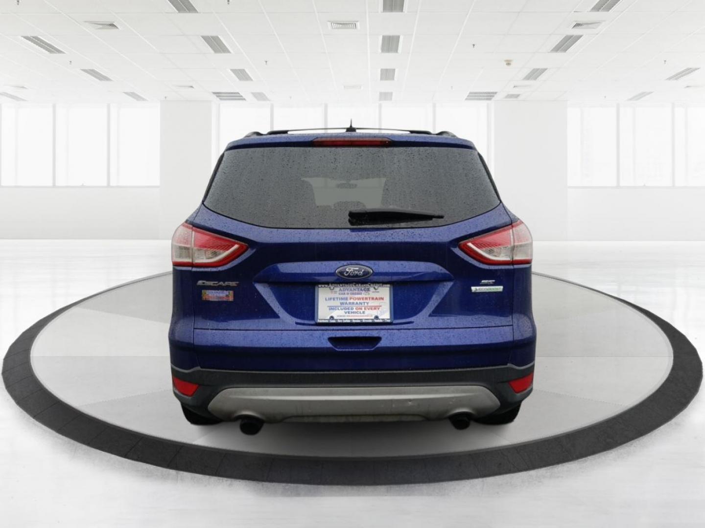 2013 Ford Escape SE FWD (1FMCU0G93DU) with an 2.0L L4 DOHC 16V engine, 6-Speed Automatic transmission, located at 880 E. National Road, OH, 45377, (937) 908-9800, 39.891918, -84.183975 - Photo#3