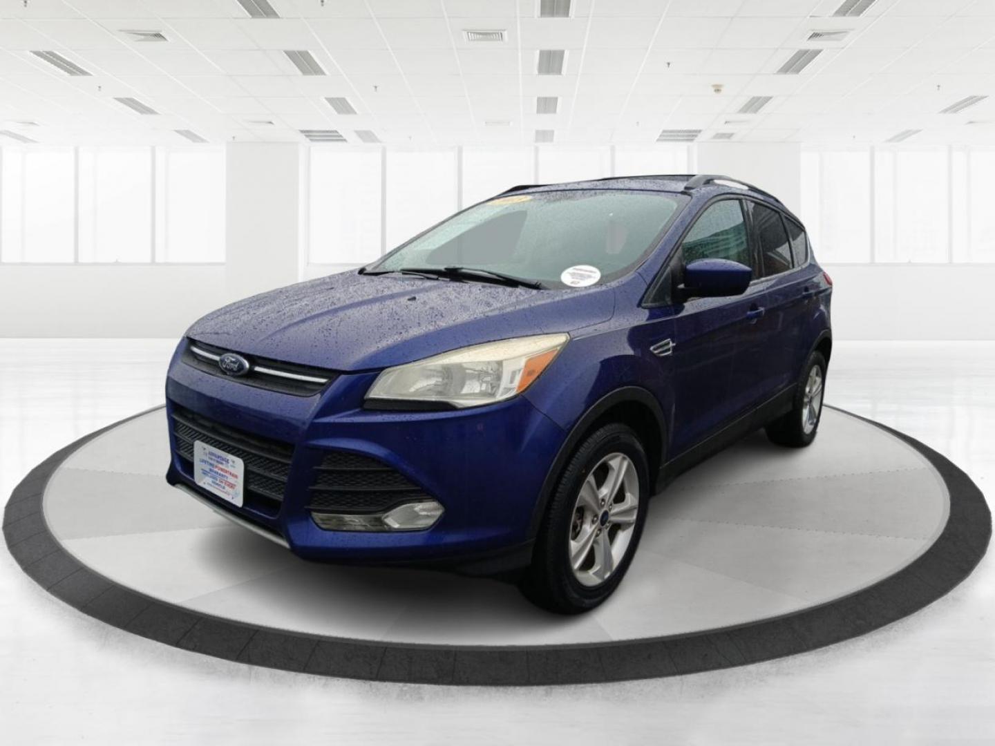 2013 Ford Escape SE FWD (1FMCU0G93DU) with an 2.0L L4 DOHC 16V engine, 6-Speed Automatic transmission, located at 880 E. National Road, OH, 45377, (937) 908-9800, 39.891918, -84.183975 - Photo#7