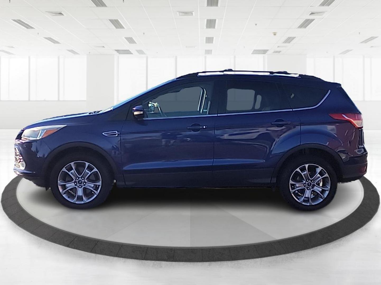 2013 Ford Escape SEL FWD (1FMCU0H99DU) with an 2.0L L4 DOHC 16V engine, 6-Speed Automatic transmission, located at 1099 N County Rd 25A , Troy, OH, 45373, (937) 908-9800, 40.057041, -84.215462 - Photo#5