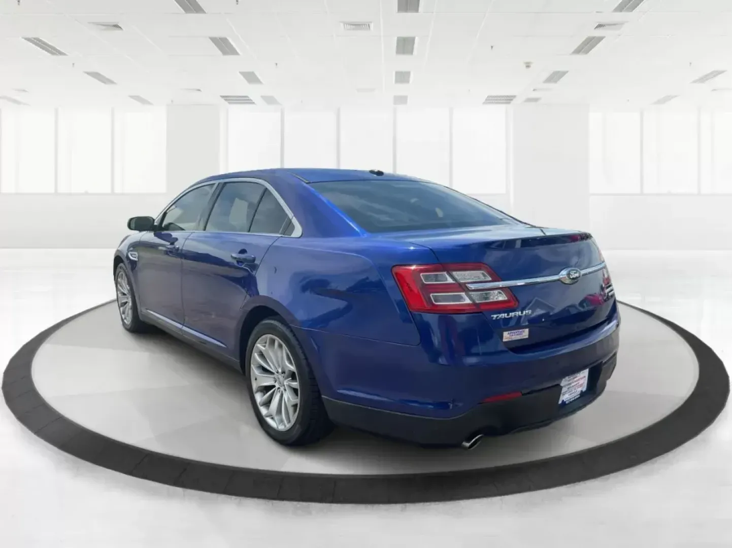 2013 Ford Taurus Limited (1FAHP2F80DG) with an 3.5L V-6 DOHC engine, located at 4508 South Dixie Dr, Moraine, OH, 45439, (937) 908-9800, 39.807072, -84.031563 - Photo#3