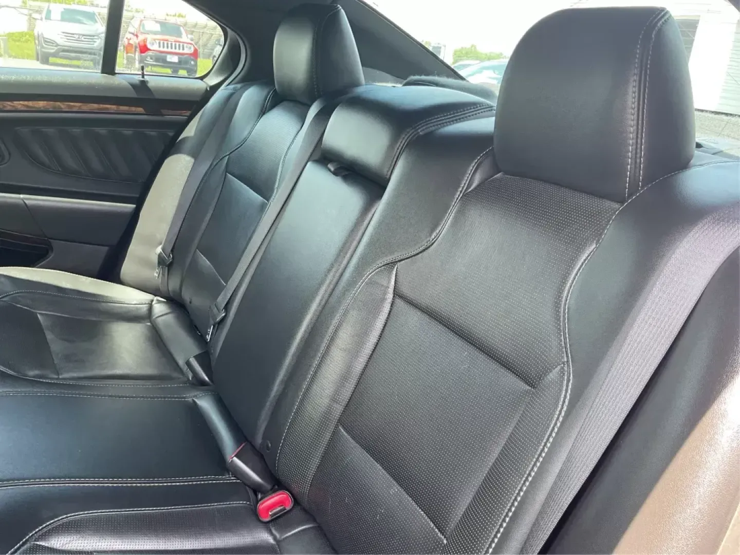 2013 Ford Taurus Limited (1FAHP2F80DG) with an 3.5L V-6 DOHC engine, located at 4508 South Dixie Dr, Moraine, OH, 45439, (937) 908-9800, 39.807072, -84.031563 - Photo#8