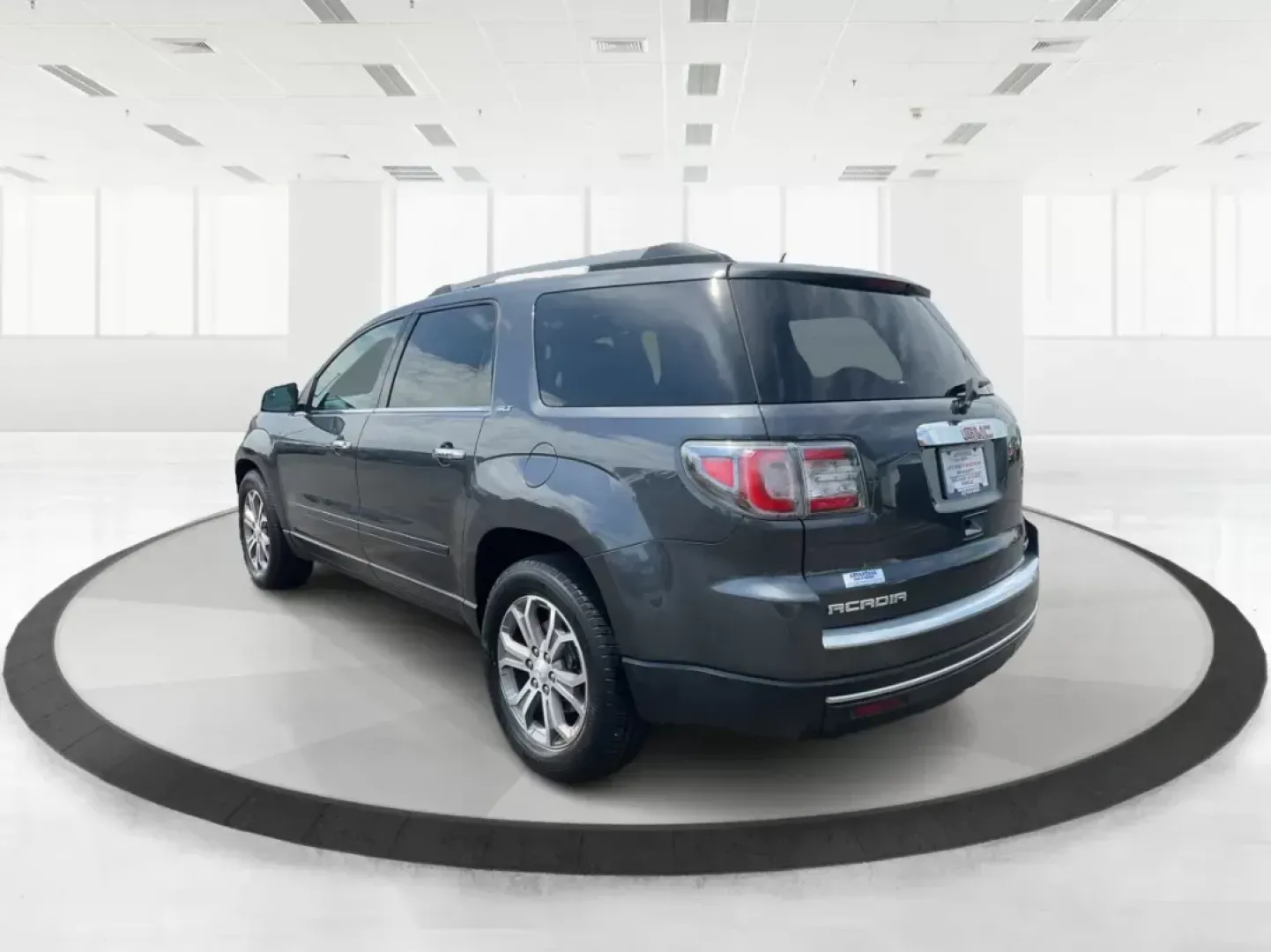 2013 GMC Acadia SLT-1 (1GKKVRKD3DJ) with an 3.6L V-6 gasoline direct injection engine, located at 1184 Kauffman Ave, Fairborn, OH, 45324, (937) 908-9800, 39.807072, -84.031563 - Photo#4