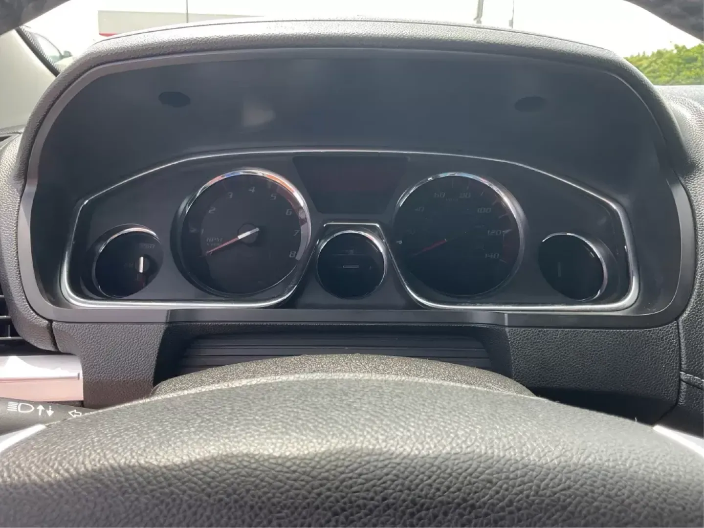 2013 GMC Acadia SLT-1 (1GKKVRKD3DJ) with an 3.6L V-6 gasoline direct injection engine, located at 1184 Kauffman Ave, Fairborn, OH, 45324, (937) 908-9800, 39.807072, -84.031563 - Photo#14