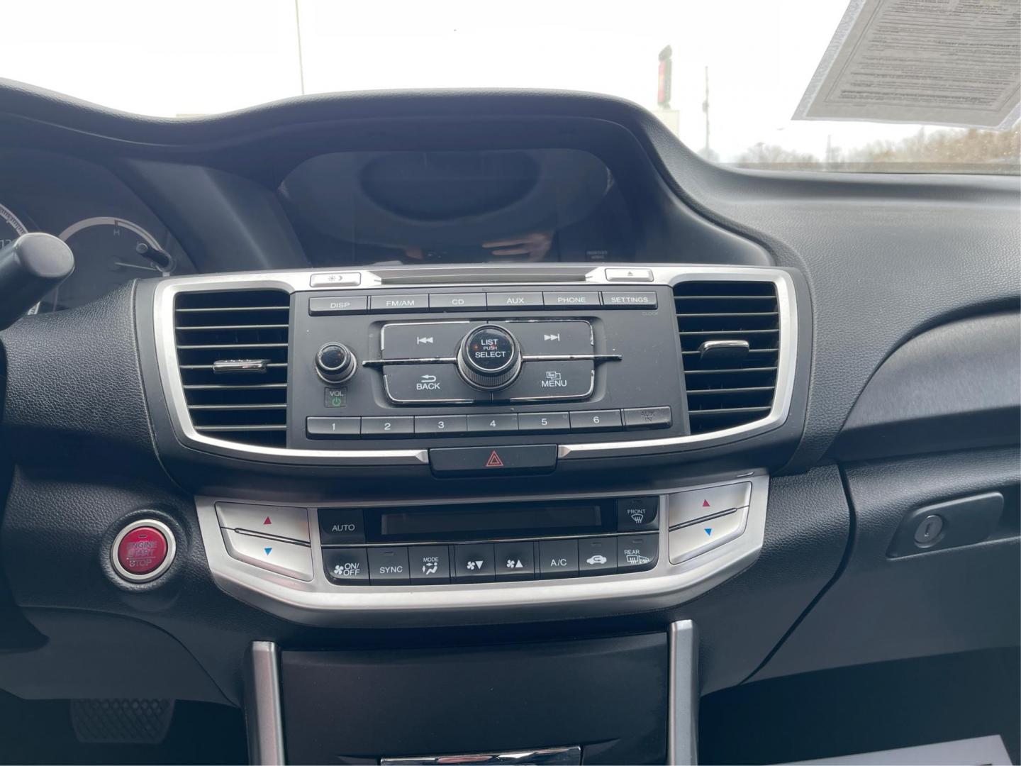 2013 Honda Accord EX Sedan CVT (1HGCR2F72DA) with an 2.4L L4 DOHC 16V engine, Continuously Variable Transmission transmission, located at 401 Woodman Dr, Riverside, OH, 45431, (937) 908-9800, 39.761024, -84.120956 - Photo#12