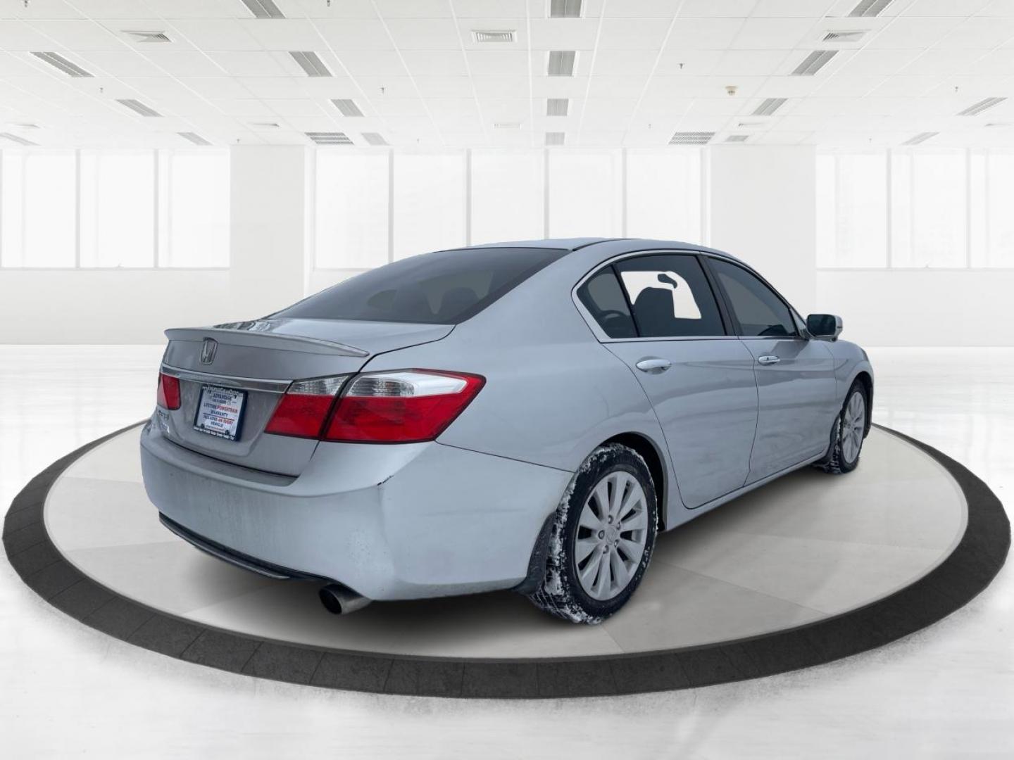 2013 Honda Accord EX Sedan CVT (1HGCR2F72DA) with an 2.4L L4 DOHC 16V engine, Continuously Variable Transmission transmission, located at 401 Woodman Dr, Riverside, OH, 45431, (937) 908-9800, 39.761024, -84.120956 - Photo#2