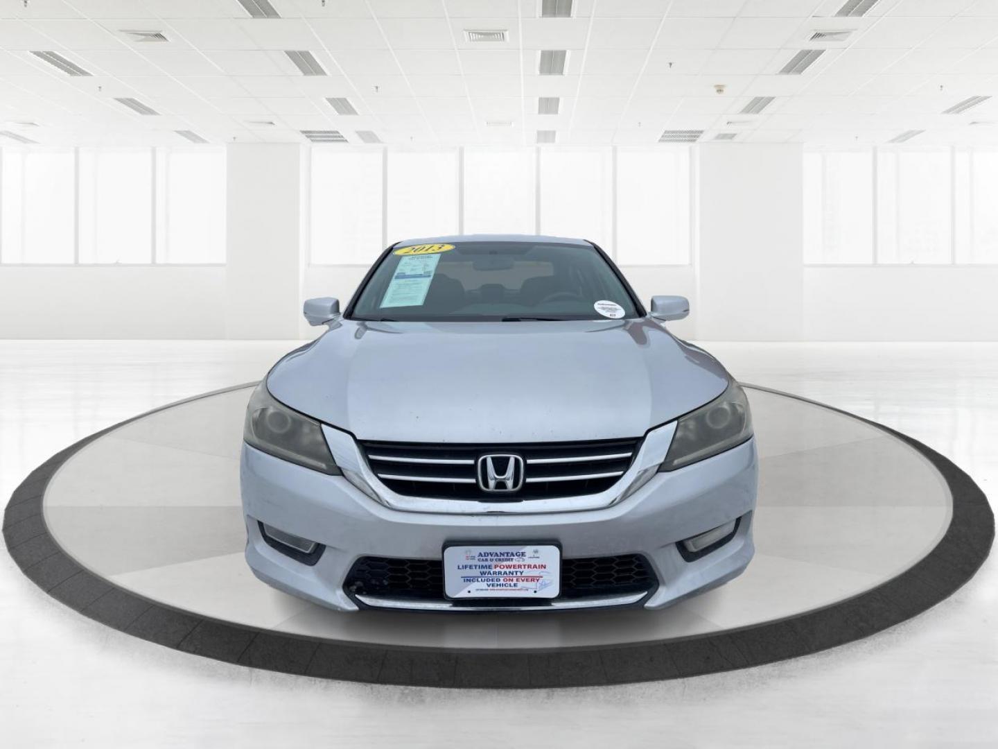2013 Honda Accord EX Sedan CVT (1HGCR2F72DA) with an 2.4L L4 DOHC 16V engine, Continuously Variable Transmission transmission, located at 401 Woodman Dr, Riverside, OH, 45431, (937) 908-9800, 39.761024, -84.120956 - Photo#6
