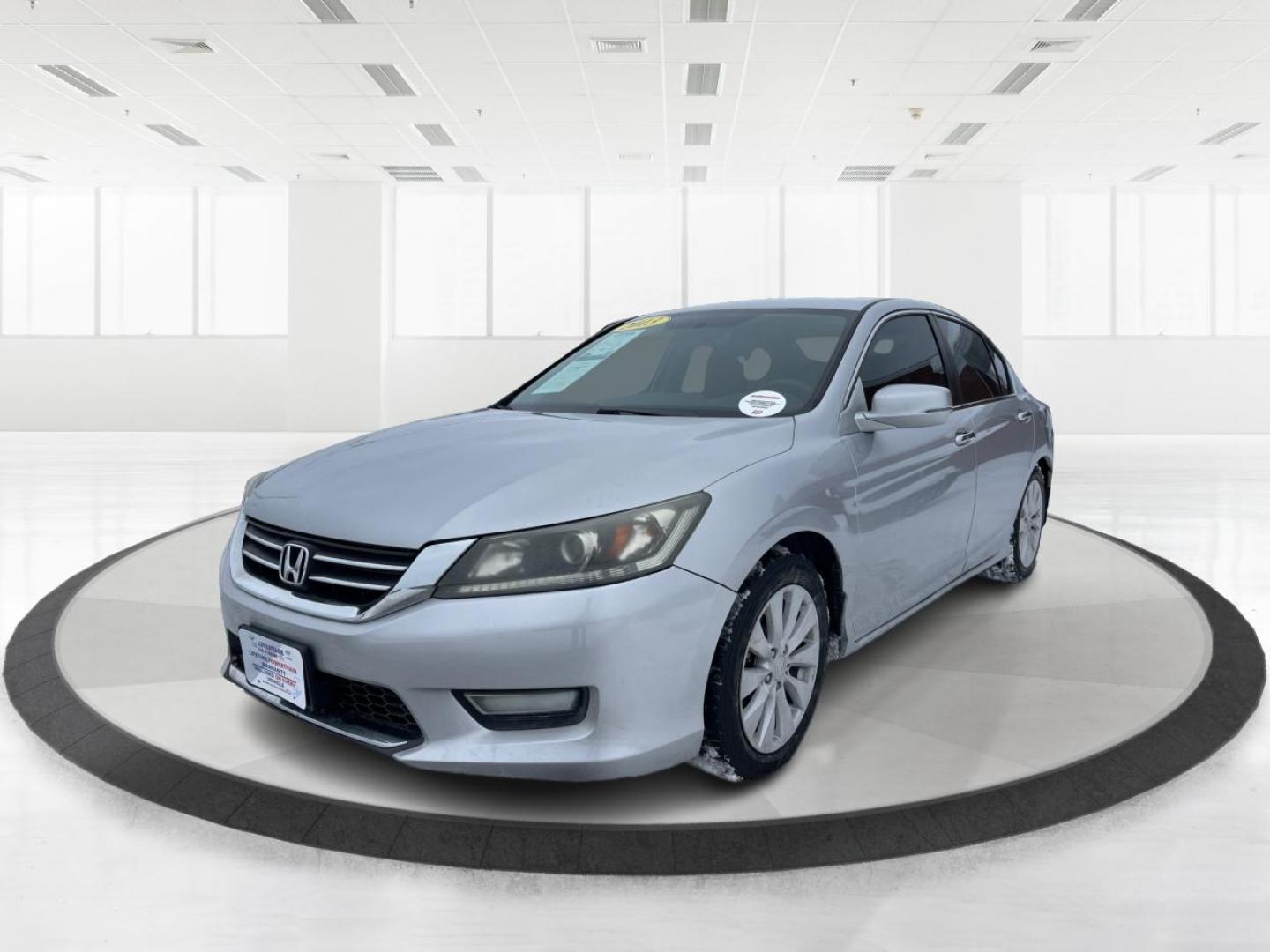 2013 Honda Accord EX Sedan CVT (1HGCR2F72DA) with an 2.4L L4 DOHC 16V engine, Continuously Variable Transmission transmission, located at 401 Woodman Dr, Riverside, OH, 45431, (937) 908-9800, 39.761024, -84.120956 - Photo#7