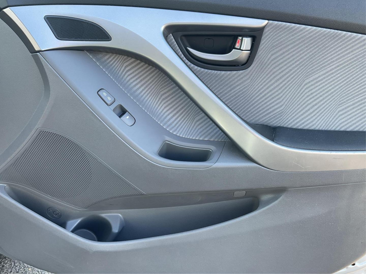 2013 Radiant Silver Metallic Hyundai Elantra GLS A/T (5NPDH4AEXDH) with an 1.8L L4 DOHC 16V engine, 6-Speed Automatic transmission, located at 1184 Kauffman Ave, Fairborn, OH, 45324, (937) 908-9800, 39.807072, -84.031563 - Photo#18