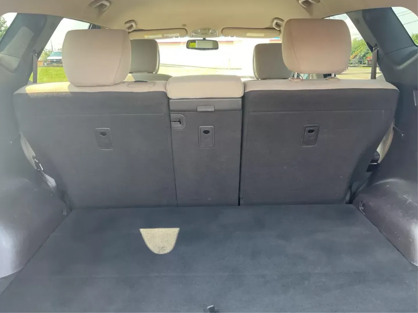 2013 Twilight Black Hyundai Santa Fe Sport 2.4 AWD (5XYZUDLB5DG) with an 2.4L L4 DOHC 16V engine, 6-Speed Automatic transmission, located at 1184 Kauffman Ave, Fairborn, OH, 45324, (937) 908-9800, 39.807072, -84.031563 - Photo#10