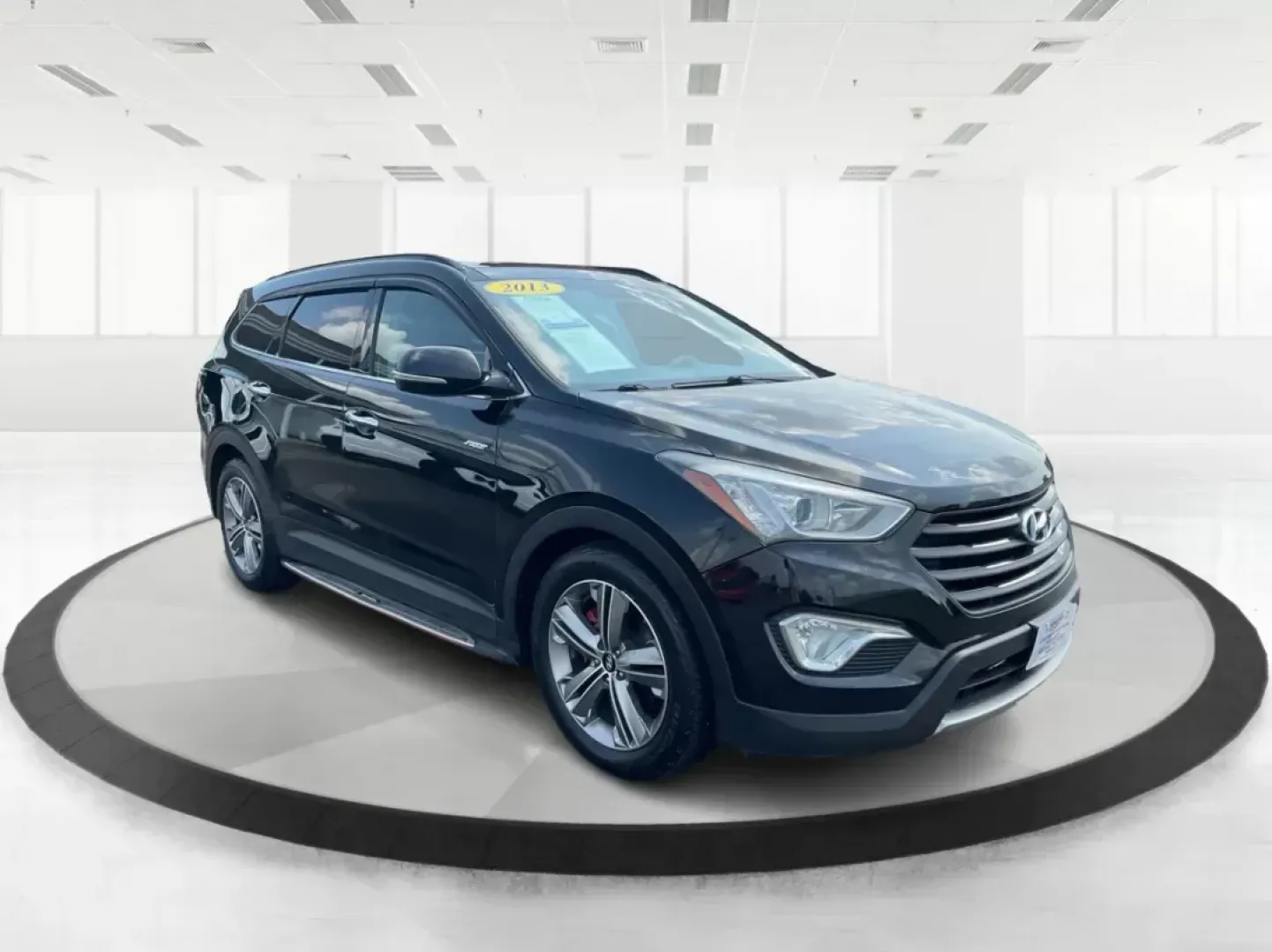 2013 Hyundai Santa Fe Limited (KM8SRDHF5DU) with an Lambda II 3.3L V-6 gasoline direct injection engine, located at 1099 N County Rd 25A , Troy, OH, 45373, (937) 908-9800, 40.057041, -84.215462 - Photo#0