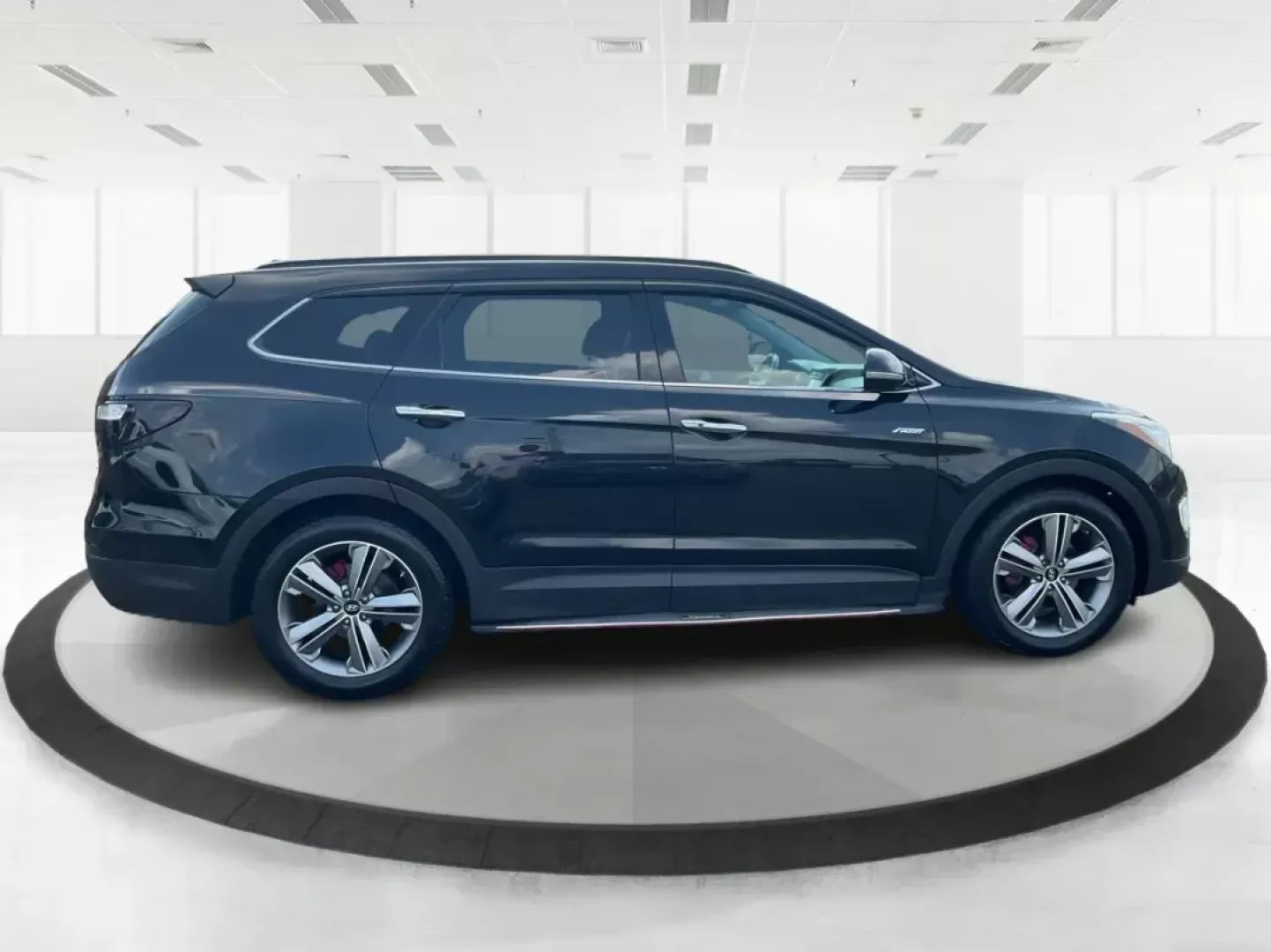 2013 Hyundai Santa Fe Limited (KM8SRDHF5DU) with an Lambda II 3.3L V-6 gasoline direct injection engine, located at 1099 N County Rd 25A , Troy, OH, 45373, (937) 908-9800, 40.057041, -84.215462 - Photo#1
