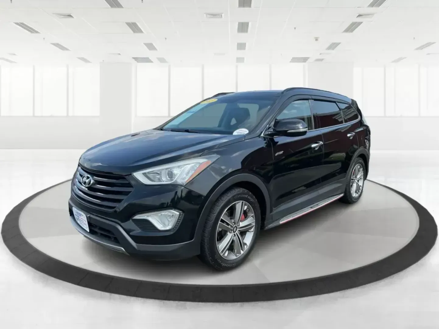 2013 Hyundai Santa Fe Limited (KM8SRDHF5DU) with an Lambda II 3.3L V-6 gasoline direct injection engine, located at 1099 N County Rd 25A , Troy, OH, 45373, (937) 908-9800, 40.057041, -84.215462 - Photo#7