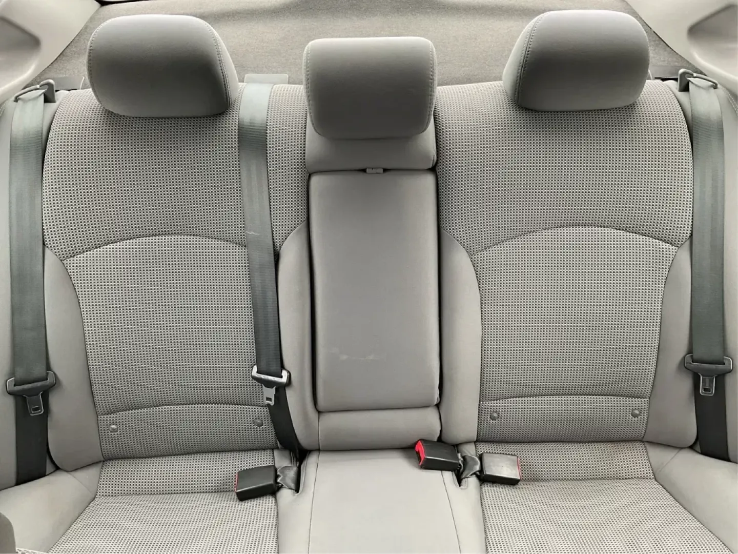 2013 Gray Hyundai Sonata GLS (5NPEB4AC5DH) with an 2.4L L4 DOHC 16V engine, 6-Speed Automatic transmission, located at 8750 N County Rd 25A, Piqua, OH, 45356, (937) 908-9800, 40.164391, -84.232513 - Photo#13