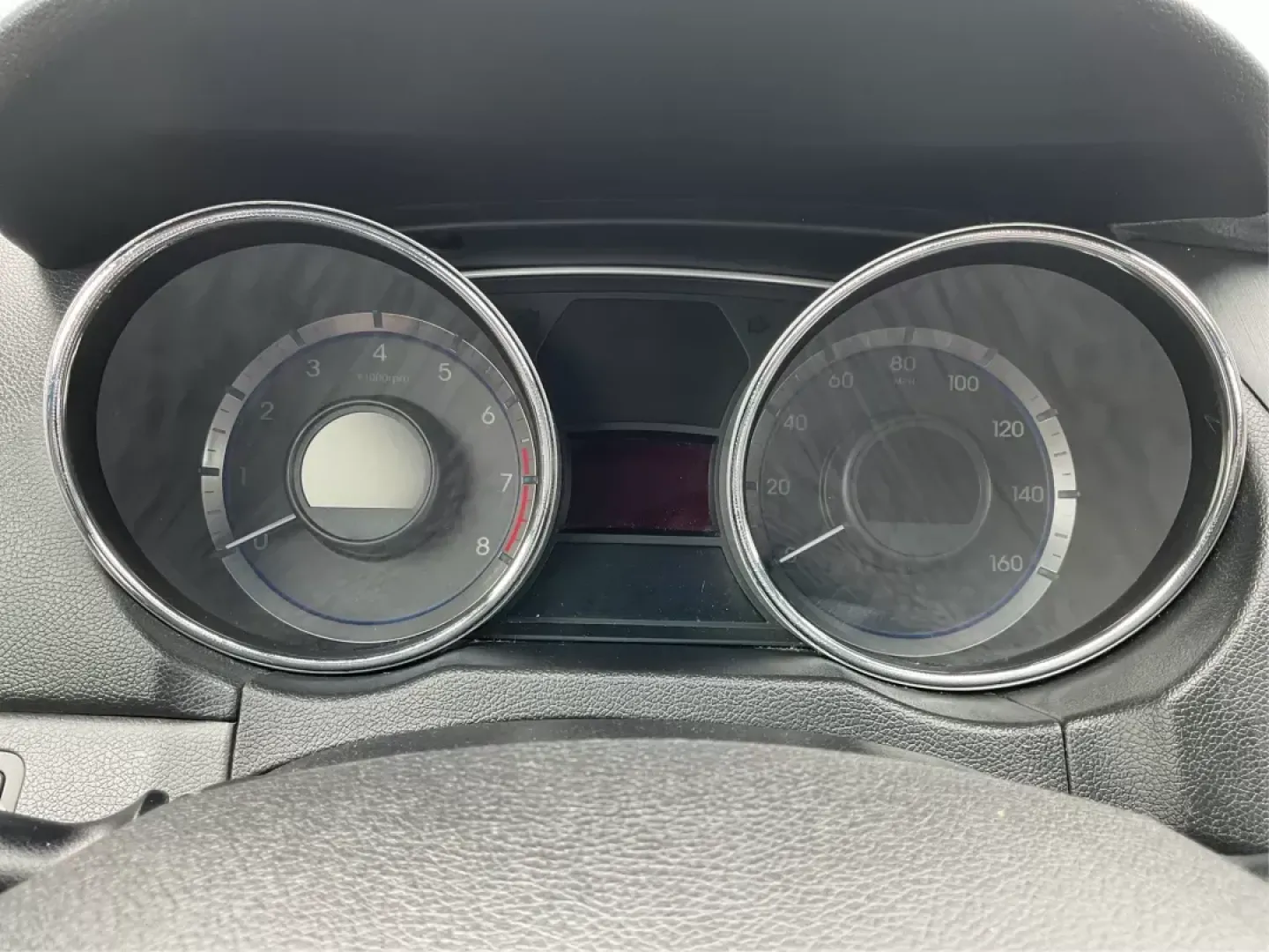 2013 Gray Hyundai Sonata GLS (5NPEB4AC5DH) with an 2.4L L4 DOHC 16V engine, 6-Speed Automatic transmission, located at 8750 N County Rd 25A, Piqua, OH, 45356, (937) 908-9800, 40.164391, -84.232513 - Photo#14