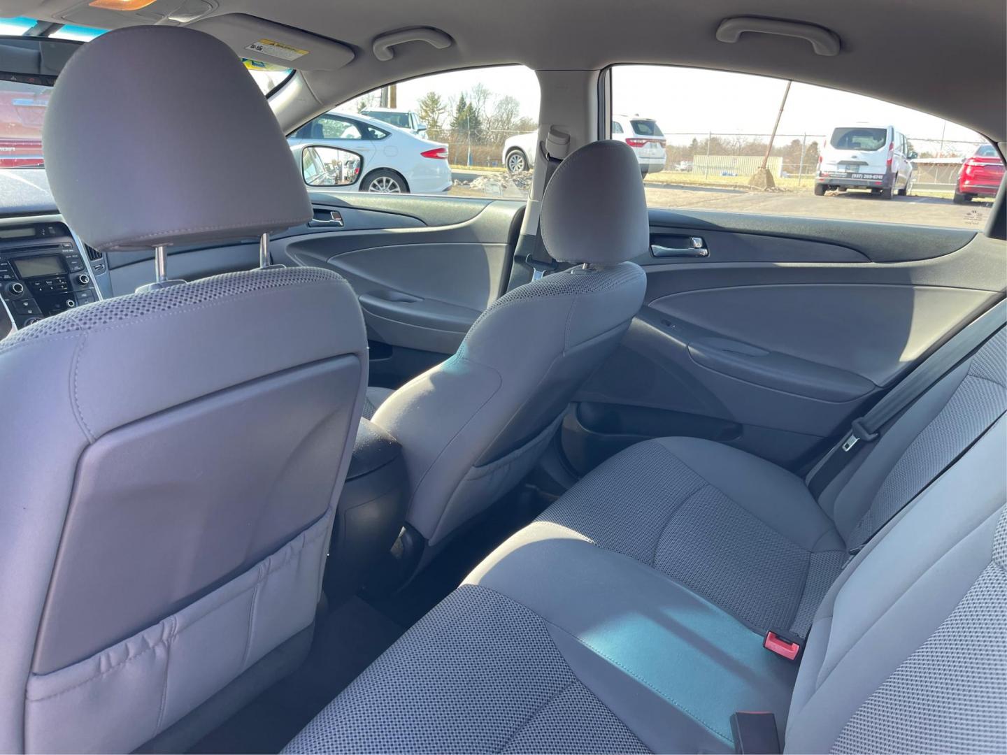 2013 Hyundai Sonata GLS (5NPEB4AC3DH) with an 2.4L L4 DOHC 16V engine, 6-Speed Automatic transmission, located at 1951 S Dayton Lakeview Rd., New Carlisle, OH, 45344, (937) 908-9800, 39.890999, -84.050255 - Photo#9